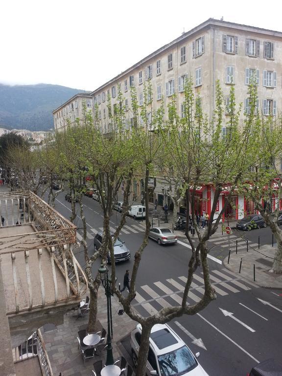 Hotel Univers Bastia  Exterior photo